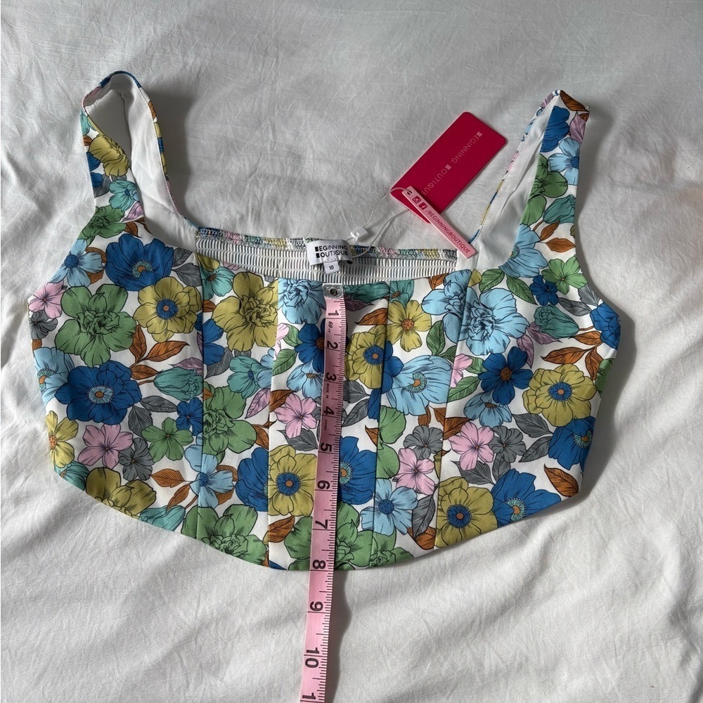 NWT Beginning Boutique size 10 Sylvie blue floral crop top - Picture 4 of 7
